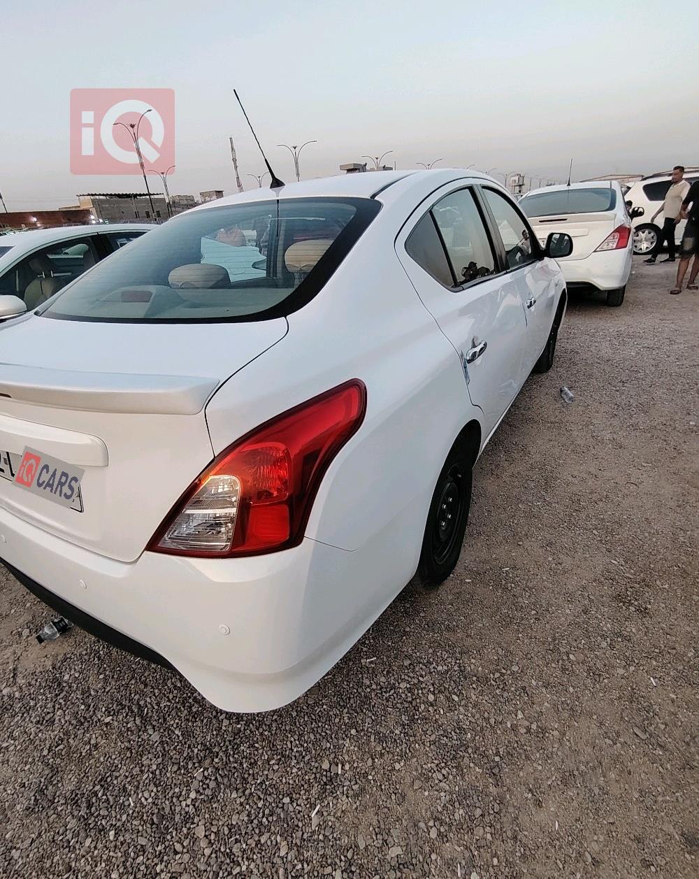 نيسان صني